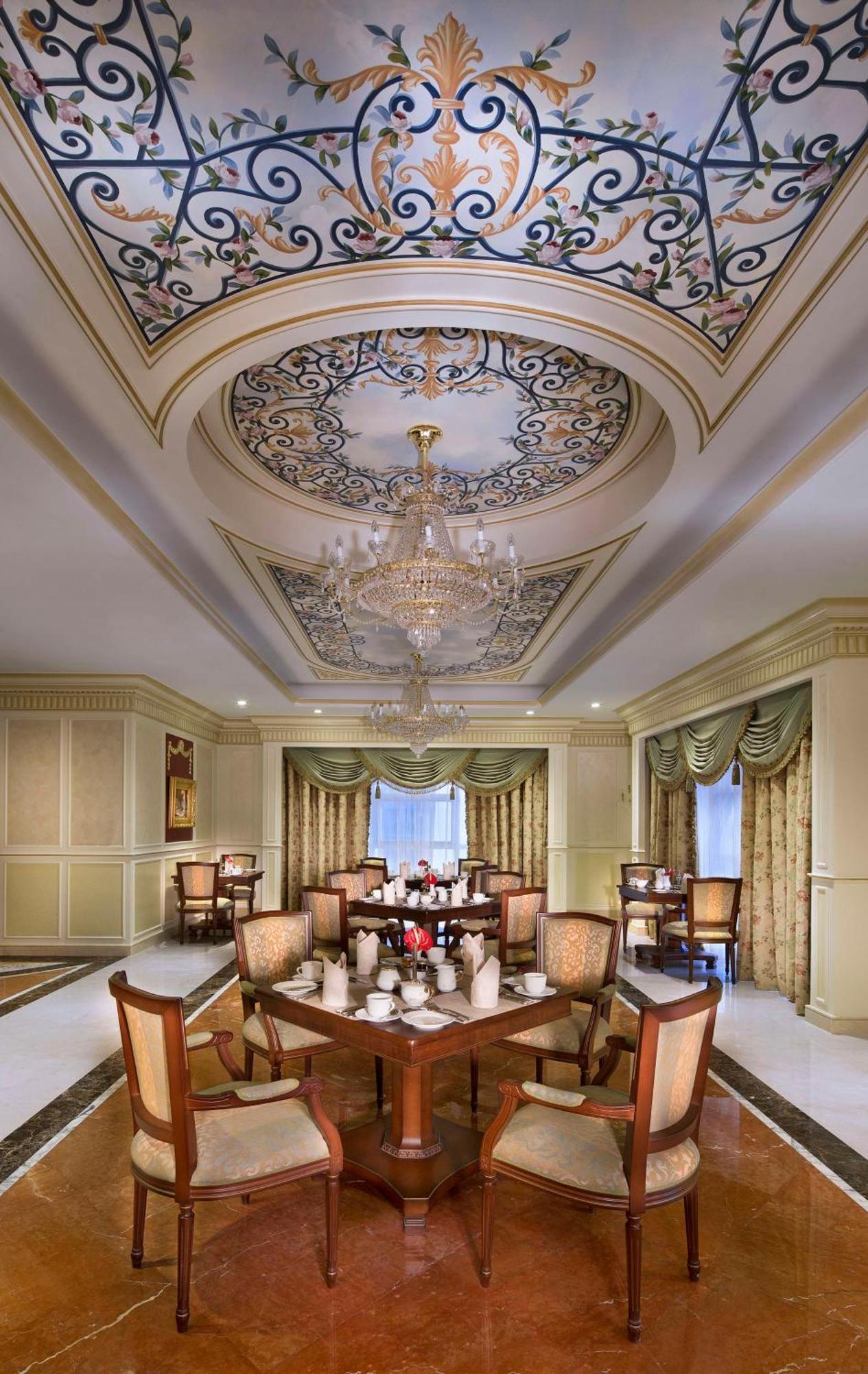 Royal Rose Abu Dhabi, A Curio Collection By Hilton Affiliated Hotel Zewnętrze zdjęcie